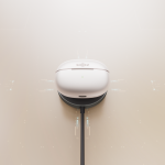SHOKZ_OpenDots 2_WT_Rendering_Wireless Charging_02